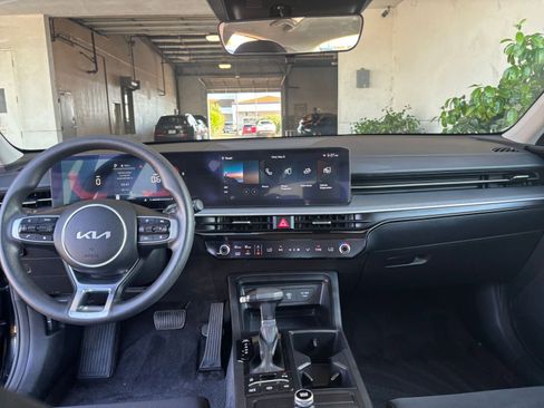 Used 2025 Kia K5 LXS FWD image 33