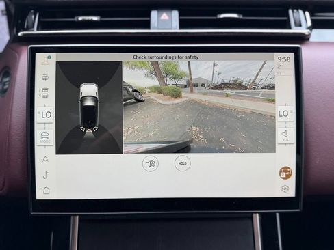 Used 2024 Land Rover Range Rover Velar Dynamic HSE AWD/4WD image 8