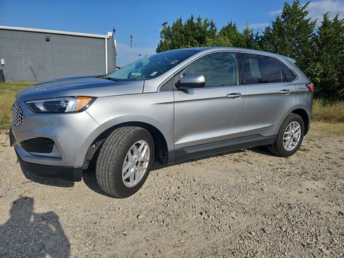 Used 2024 Ford Edge SEL AWD/4WD image 6
