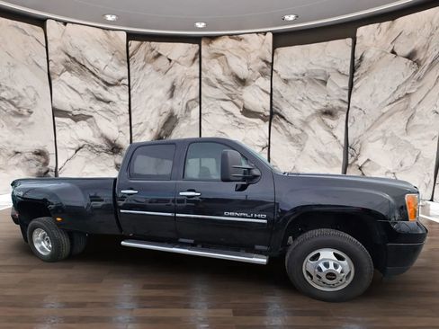 Used 2012 GMC Sierra 3500 Denali image 4