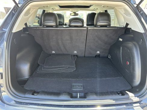Used 2018 Jeep Compass Limited w/ Safe & Security Group FWD image 9