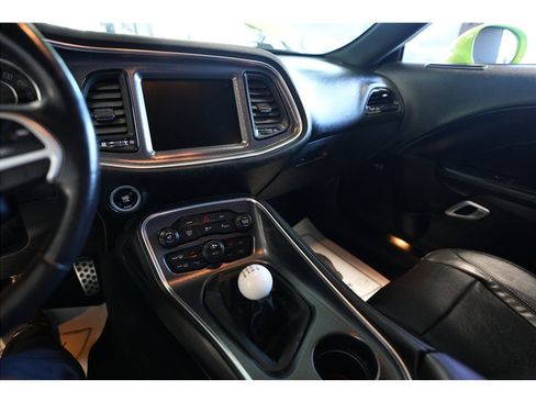 Used 2015 Dodge Challenger R/T Plus RWD image 18