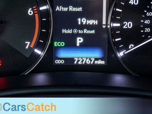 Used 2016 Lexus GS 200t w/ Preferred Accessory Package image 30