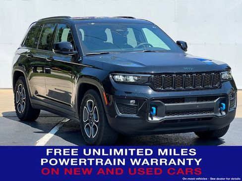 Used 2022 Jeep Grand Cherokee Trailhawk AWD/4WD image 1