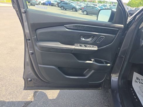 Certified 2024 Honda Pilot Elite image 22