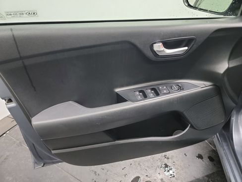 Used 2020 Kia Rio S image 13