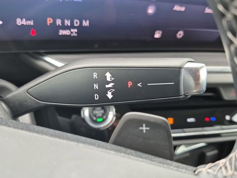 Used 2024 Buick Envision Preferred AWD/4WD image 23