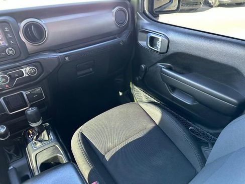 Used 2021 Jeep Wrangler Sport image 15