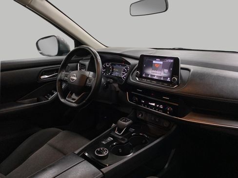 Certified 2025 Nissan Rogue SV AWD/4WD image 19