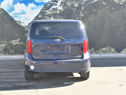 Used 2008 Scion xB image 10