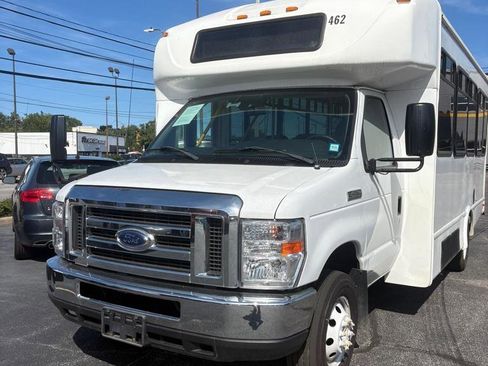 Used 2017 Ford E-450 and Econoline 450 Super Duty w/ Shuttle Bus Prep Package image 1