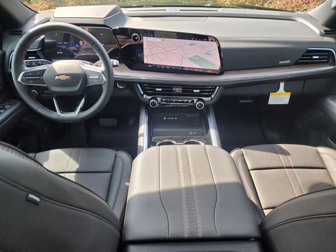 New 2026 Chevrolet Suburban High Country RWD image 19
