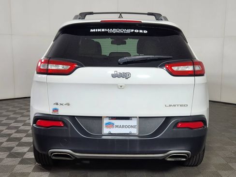 Used 2016 Jeep Cherokee Limited w/ Luxury Group AWD/4WD image 6