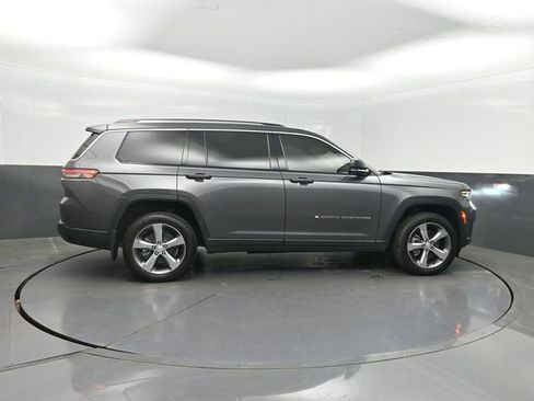 Used 2022 Jeep Grand Cherokee L Limited RWD image 30