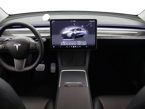 Used 2023 Tesla Model Y Long Range AWD/4WD image 16