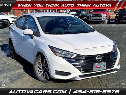 Used 2025 Nissan Versa SV w/ Trunk Package image 1