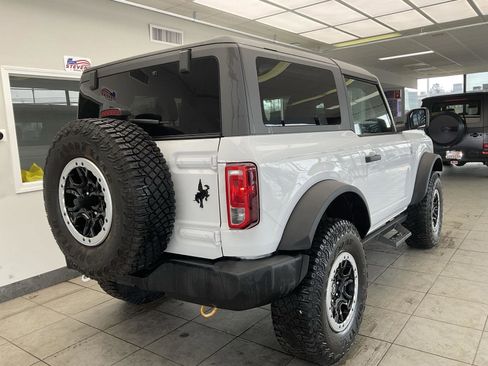 Used 2024 Ford Bronco Big Bend w/ Sasquatch Package AWD/4WD image 4