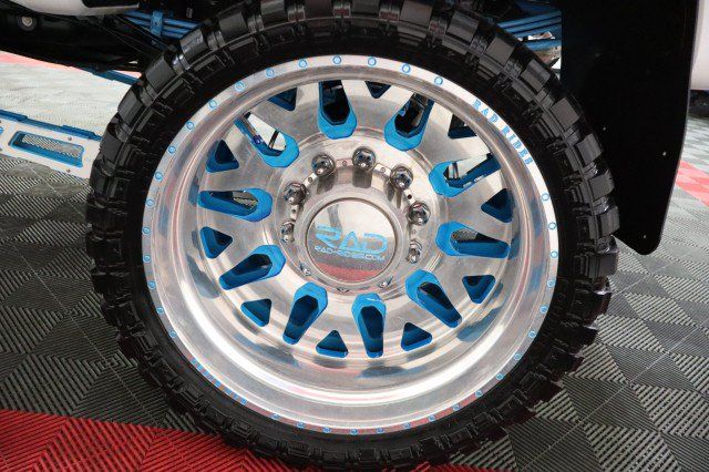Used 2022 Ford F450 Platinum w/ FX4 Off-Road Package AWD/4WD image 94