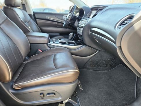 Used 2019 INFINITI QX60 Luxe w/ Essential Package image 8