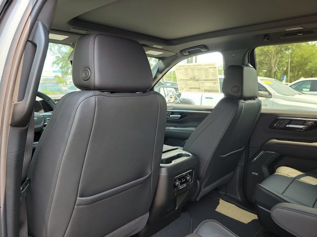 New 2026 Chevrolet Tahoe High Country w/ Sun And Tow Package AWD/4WD image 12