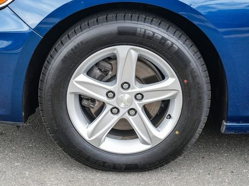 Used 2019 Chevrolet Malibu LS image 11