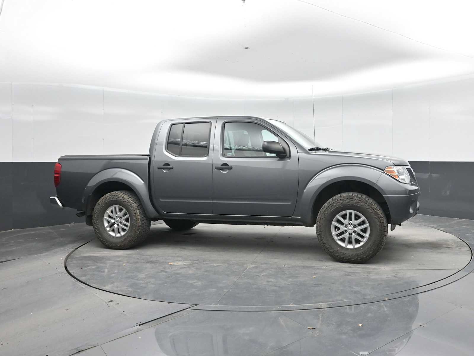 Used 2021 Nissan Frontier SV AWD/4WD image 7