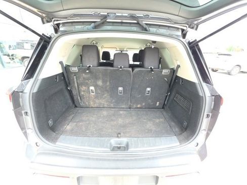 Used 2023 Nissan Pathfinder S FWD image 27