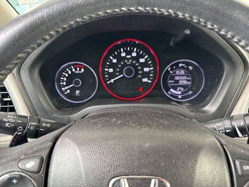 Used 2018 Honda HR-V EX-L image 14