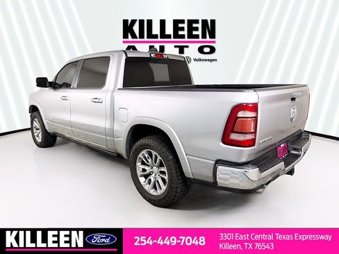 Used 2019 RAM 1500 Laramie AWD/4WD image 6