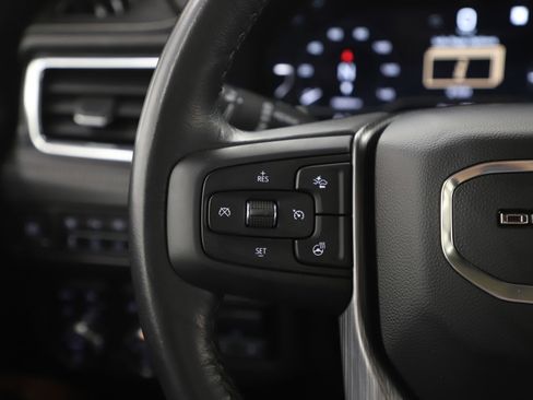 Used 2023 GMC Yukon XL Denali Ultimate image 31