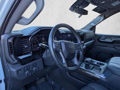 Used 2024 Chevrolet Silverado 1500 LT Trail Boss w/ Protection Package image 10