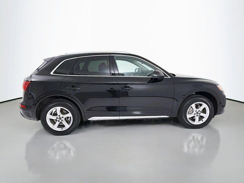 Used 2023 Audi Q5 2.0T Premium w/ Convenience Package AWD/4WD image 8