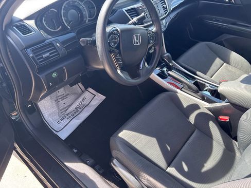 Used 2017 Honda Accord LX image 15