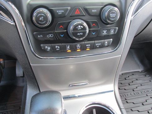 Used 2017 Jeep Grand Cherokee Trailhawk w/ Trailhawk Luxury Group AWD/4WD image 43