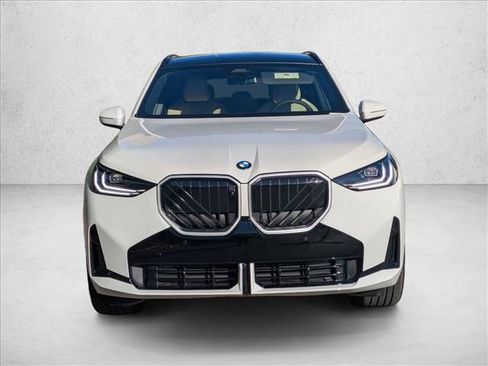 Used 2026 BMW X3 xDrive30 w/ Premium Package image 5