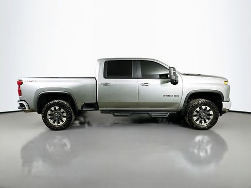 Used 2025 Chevrolet Silverado 2500 LT w/ Convenience Package image 7