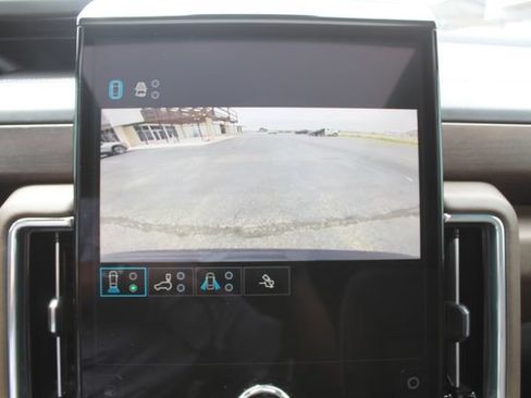 Used 2025 GMC Yukon Denali Ultimate w/ LPO, Floor Liner Package AWD/4WD image 33