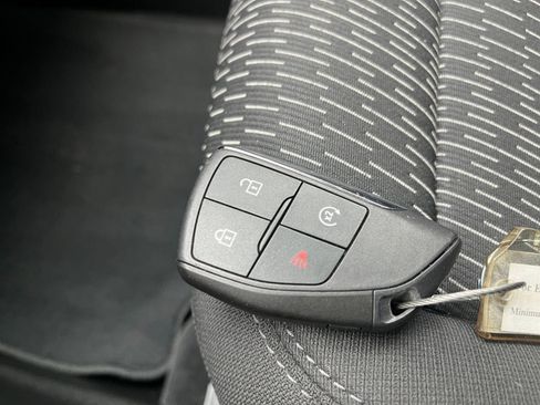 Used 2025 Chevrolet Equinox LT image 21