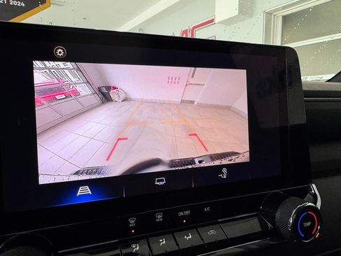 Certified 2024 Chevrolet Colorado Trail Boss w/ Advanced Trailering Package image 14