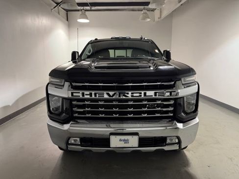 Used 2020 Chevrolet Silverado 2500 LTZ w/ LTZ Convenience Package AWD/4WD image 2