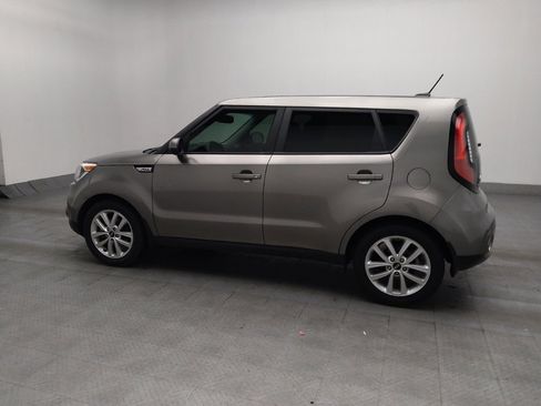 Used 2019 Kia Soul + FWD image 3