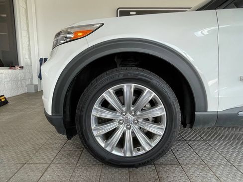Used 2022 Ford Explorer King Ranch AWD/4WD image 38