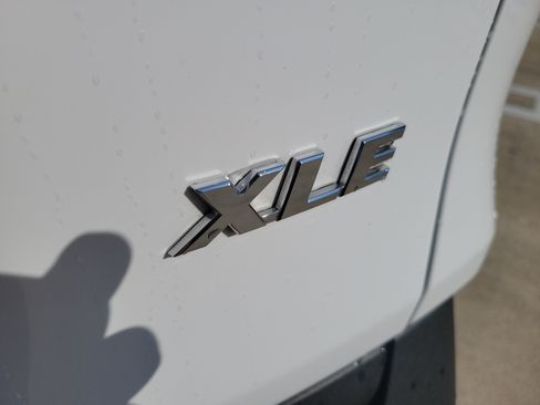 Certified 2025 Toyota RAV4 XLE w/ Convenience Package FWD image 9