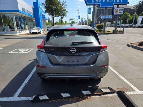 Used 2023 Nissan Leaf SV Plus FWD image 6