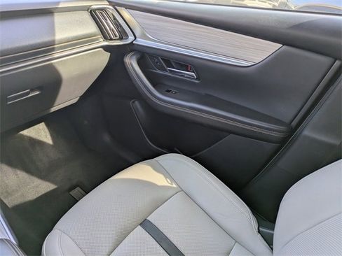Used 2024 MAZDA CX-90 3.3 Turbo w/ Preferred Package image 14