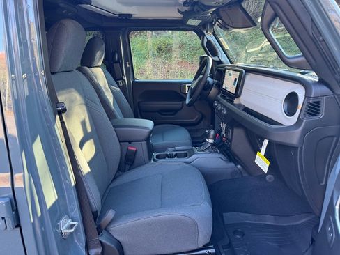 New 2026 Jeep Wrangler Unlimited Sport AWD/4WD image 18