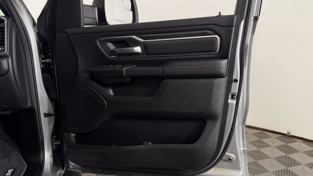Used 2024 RAM 1500 Big Horn AWD/4WD image 30