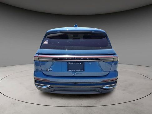 New 2026 Lincoln Nautilus Premier AWD/4WD image 7