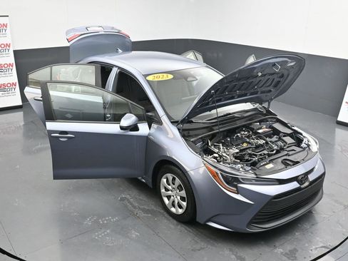 Used 2023 Toyota Corolla LE image 42