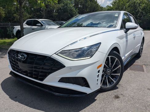 Certified 2023 Hyundai Sonata Limited w/ Cargo Package FWD image 1